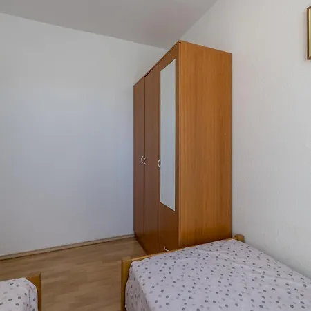 Apartment Seaside With A Swimming Pool Sevid, Trogir - 21163 Marina