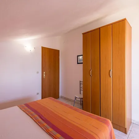 Apartment Seaside With A Swimming Pool Sevid, Trogir - 21163 *