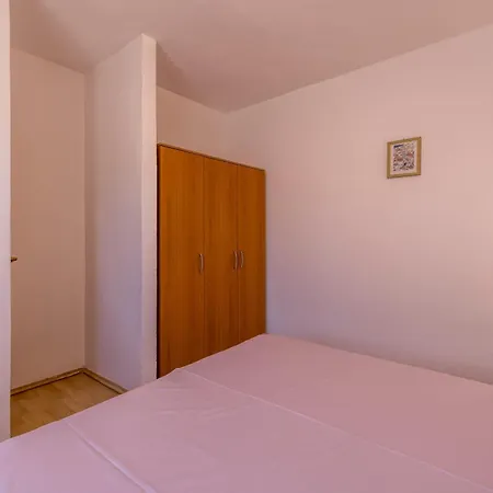 Seaside With A Swimming Pool Sevid, Trogir - 21163 Apartment Marina