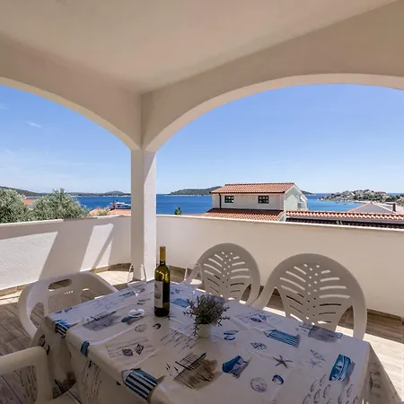 Apartmán Family-friendly With Swimming Pool Sevid - Trogir - 21163 Marina